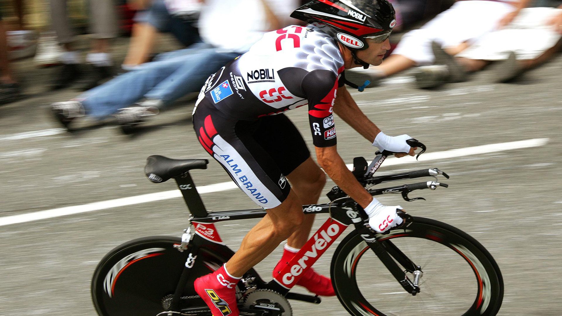 欧洲杯极限扣篮:边路突击中的力量美学,欧洲杯扣篮王